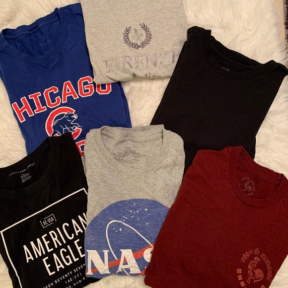 6 mens tshirts sz small american eagle , NASA , CHicago cubs . - Picture 2 of 14